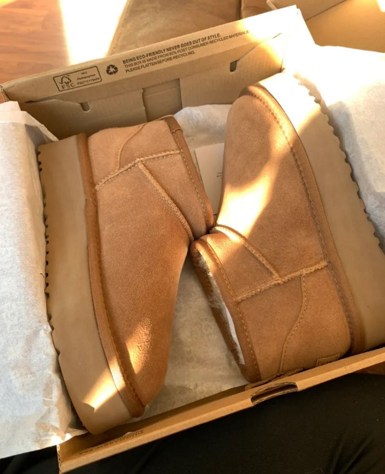 Uggs Women’s Mini Size 7