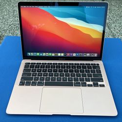 Apple MacBook Air 13” M1 Gold