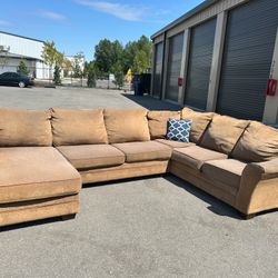 Sectional Couch 