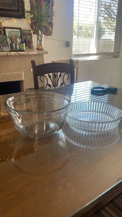 Glass mixing bowl & glass pie plate
