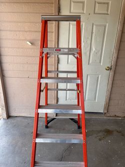 Step ladder