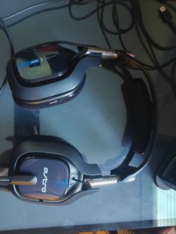 Gaming headphones