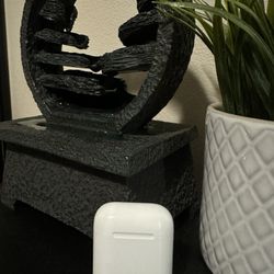 2nd Generation AirPods 