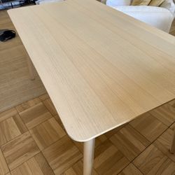 Bamboo Dining Table. Seats 4-6
