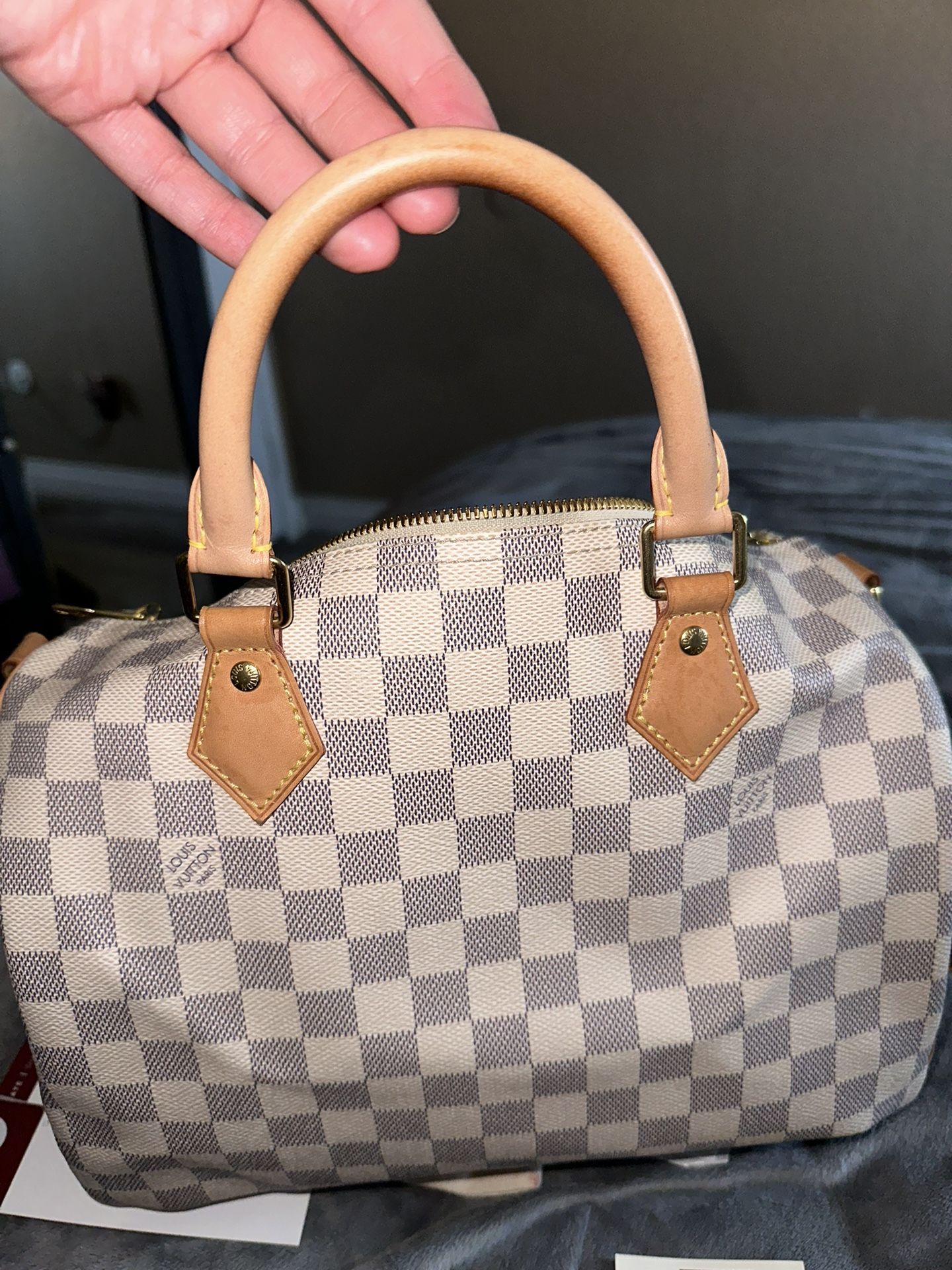 LV Purse for Sale in Fontana, CA - OfferUp