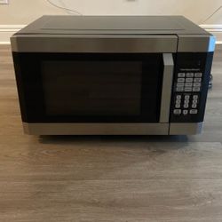 Hamilton Beach 1100w Carousel Microwave