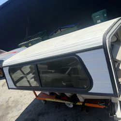Camper