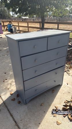 Dresser