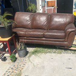 Free Sofa
