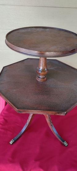 Vintage mid century Mersman 7307 Two-Tier Mahogany Pedestal Side Table