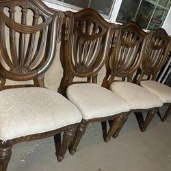 SET OF 4 CHAIRS $160 OBO