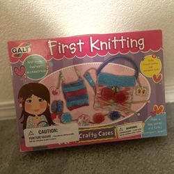 Girls Knitting Set