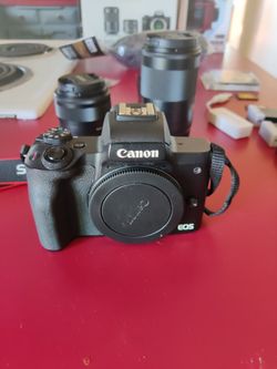 Canon EOS M50 bundle