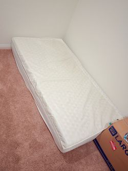 Twin Bed (Brand: Layla)