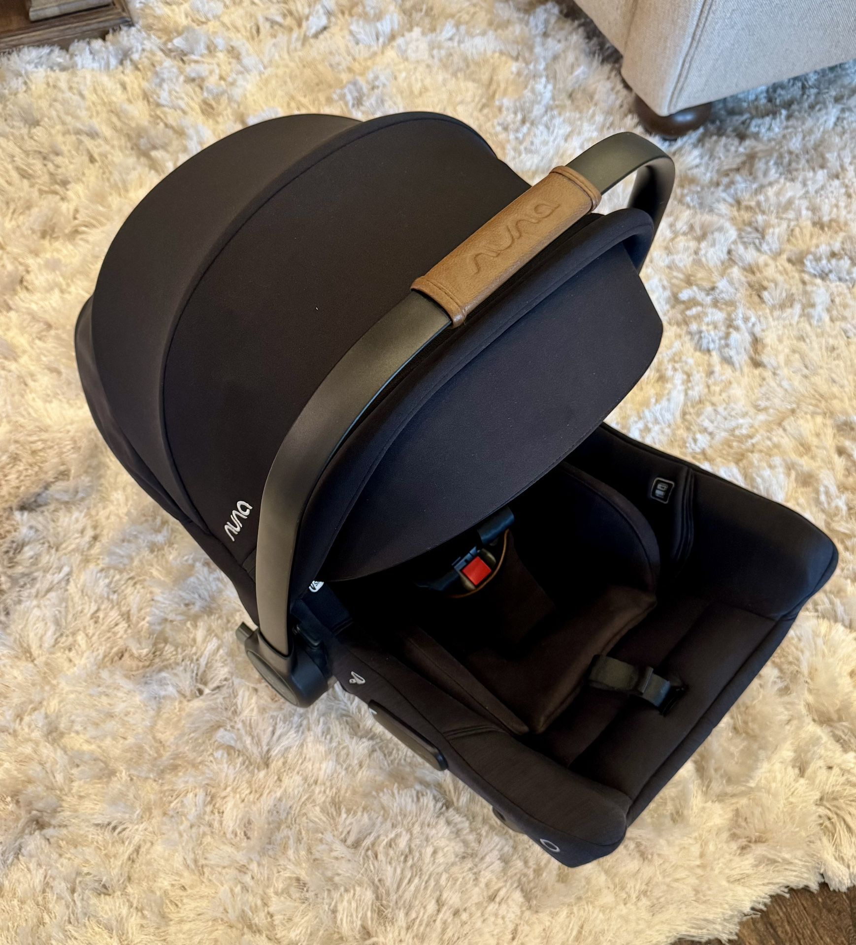 Nuna PIPA Urbn Infant Car Seat (2024) - Like New