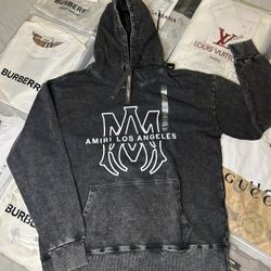 Premium Designer Hoodie – Men’s Size L