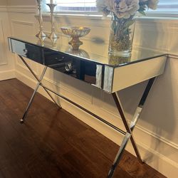Mirrored console Table 