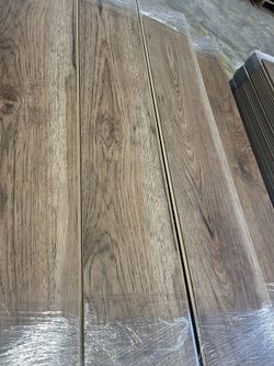 Laminate Flooring 7mm