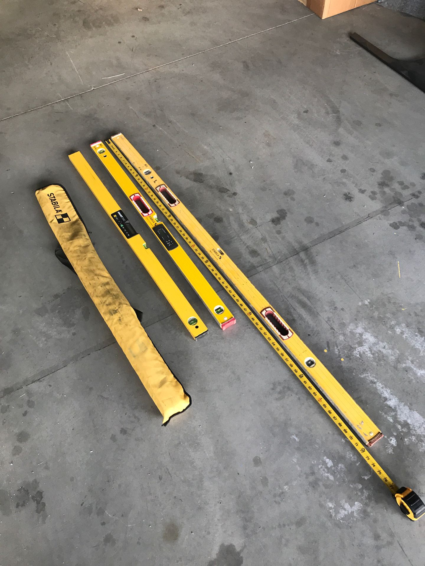 Stabila 6 foot and 4 foot level