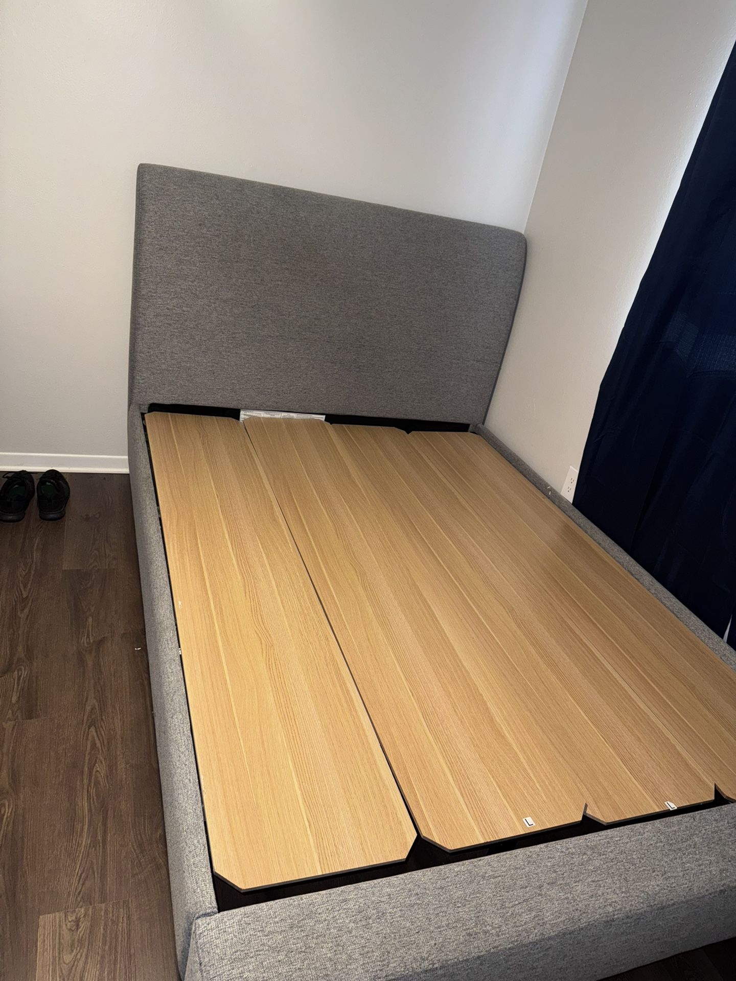 Bed Frame (queen)