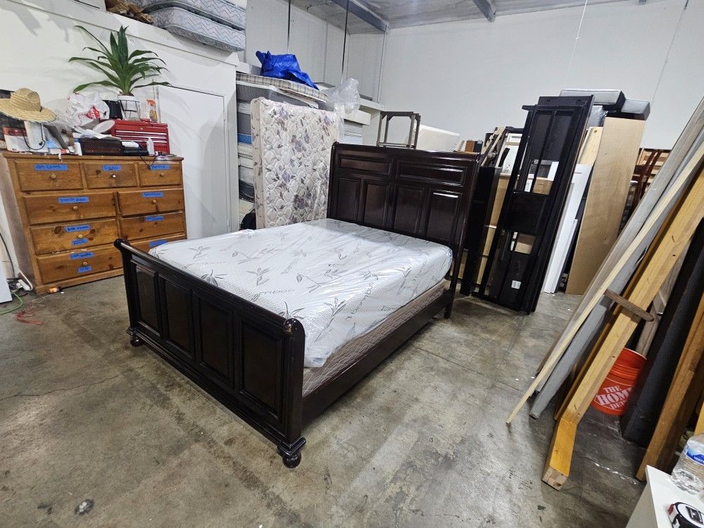 Queen Bed And Mattress 