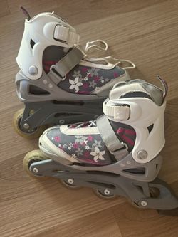 Roller Skates Size 1-4