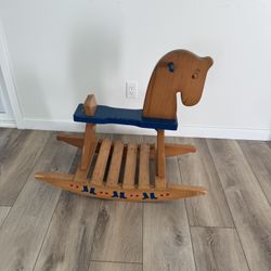 Toy Horse 