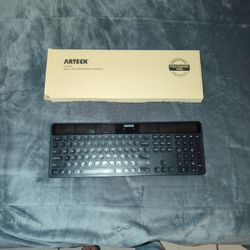 Solar Powered Wireless Keyboard
