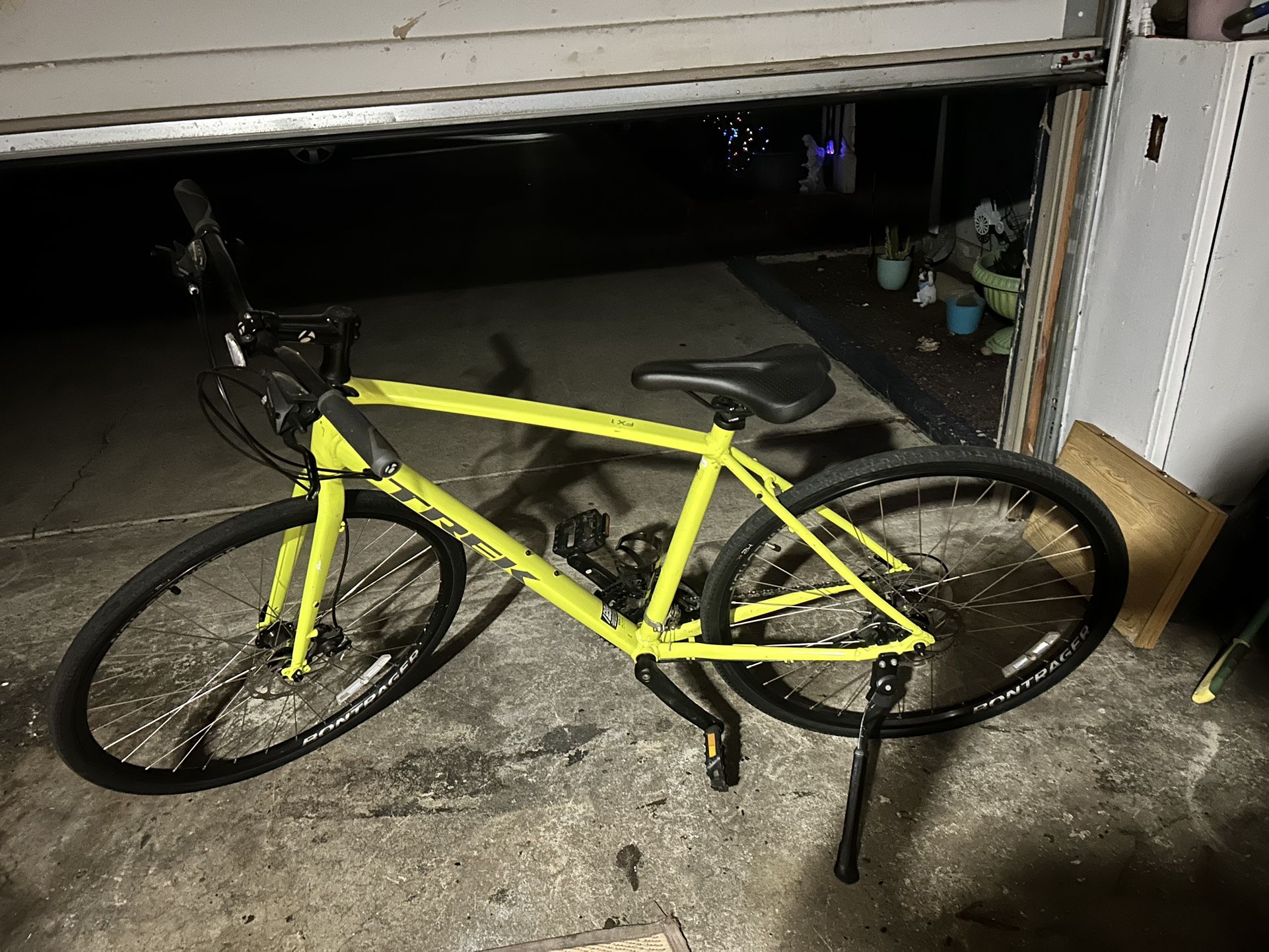 TREK FX1 Hybrid Bike
