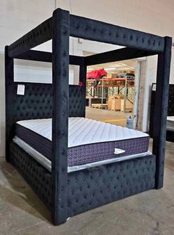 NEW QUEEN CANOPY BED WITHOUT MATTRESS AND FREE DELIVERY PAY ON ARRIVAL