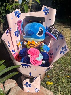 Stitch graduation bouquet 💐