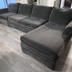 Spacious 140” Fabric Sectional – Smoke-Free Home