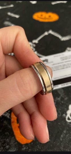 Men’s ring