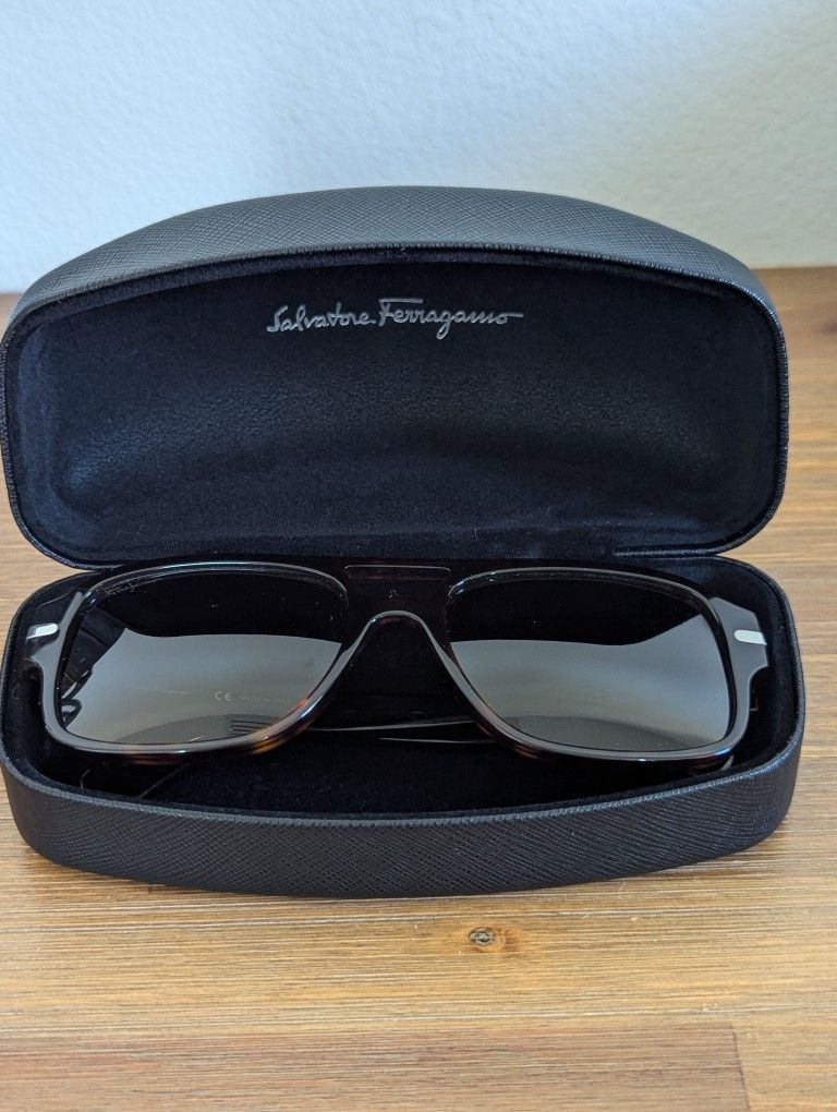 Salvatore Ferragamo 1038S Tortoise Sunglasses