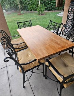 7pc Patio Set/Outdoor Furniture/Cash Only