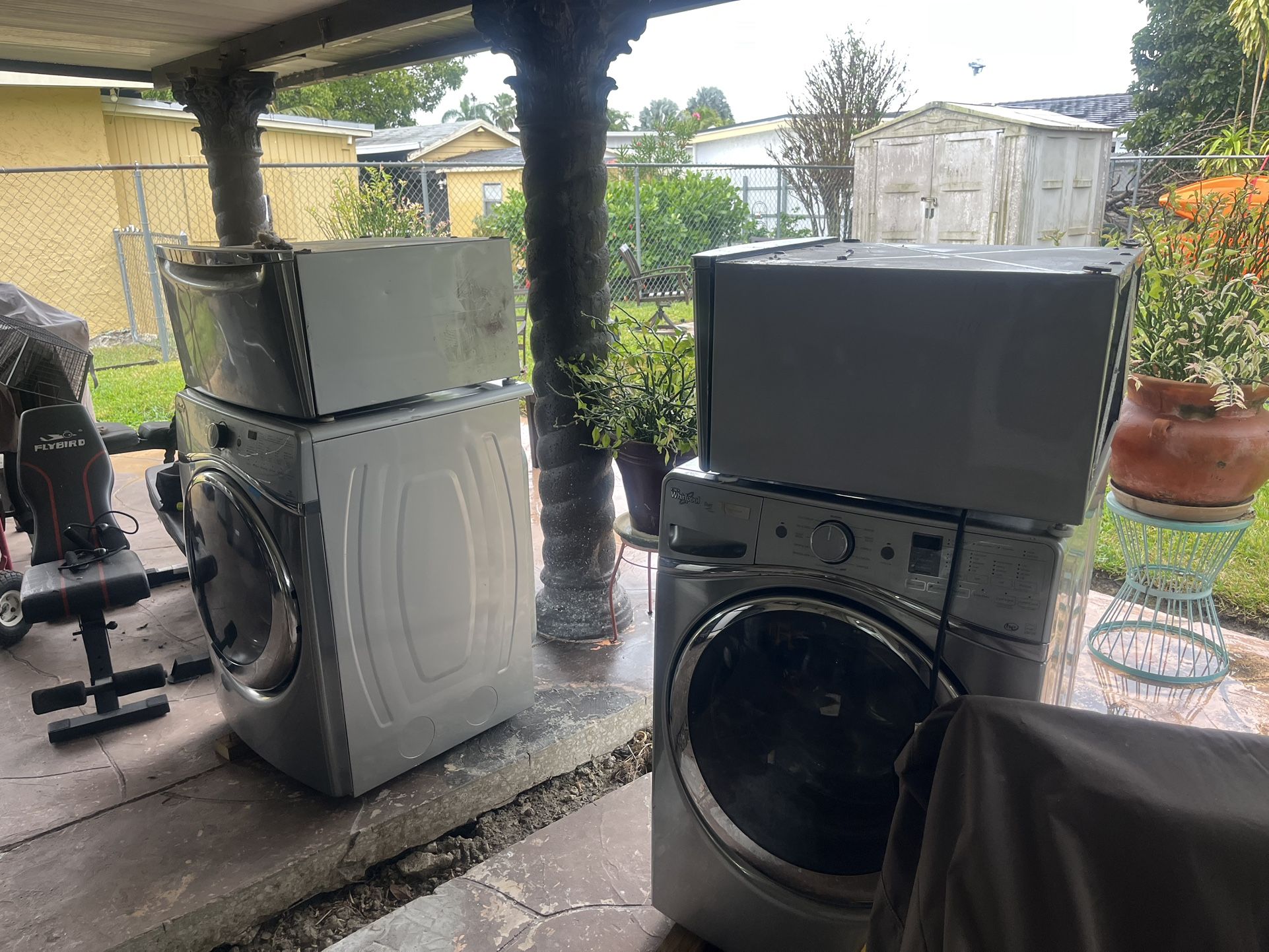 Whirlpool Washer And Dryer With Storage