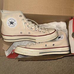 Converse , Nike , Vans 