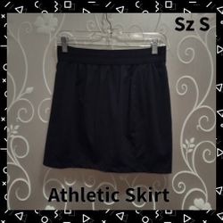 WOMENS ATHLETIC SKIRT SIZE S