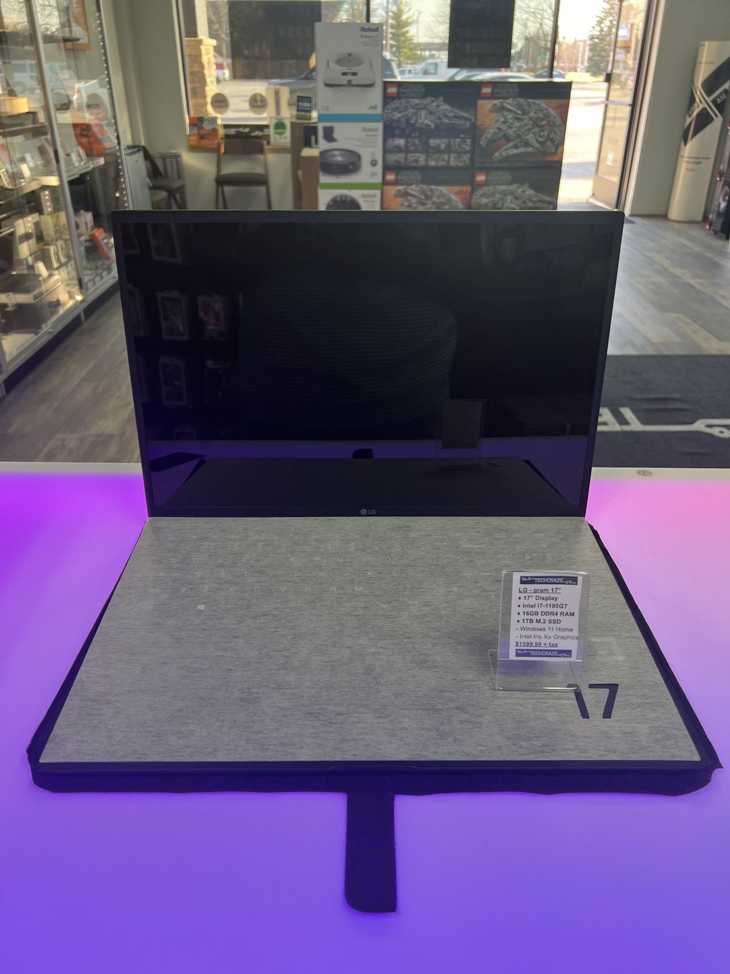 LG Gram Laptop - 17’ Display Intel i7-1195G7 - 16GB of DDR4 RAM 1 TB M.2 SSD - **BRAND NEW**