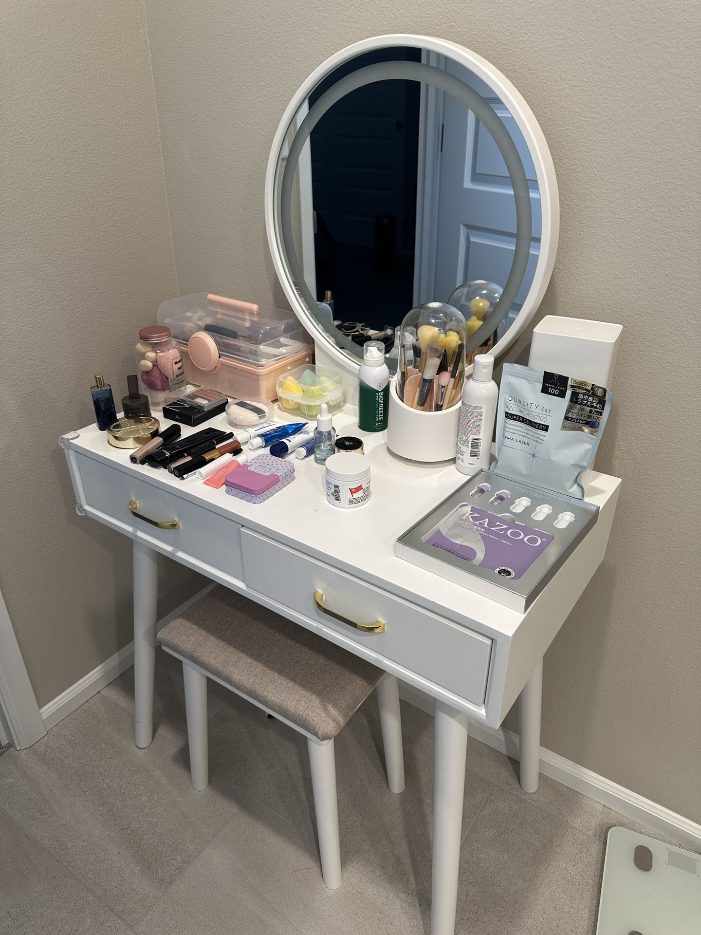 White Vanity Set with Mirror and Stool
