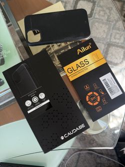 2 Caudabe iPhone 13 Phone Cases And Screen Protectors