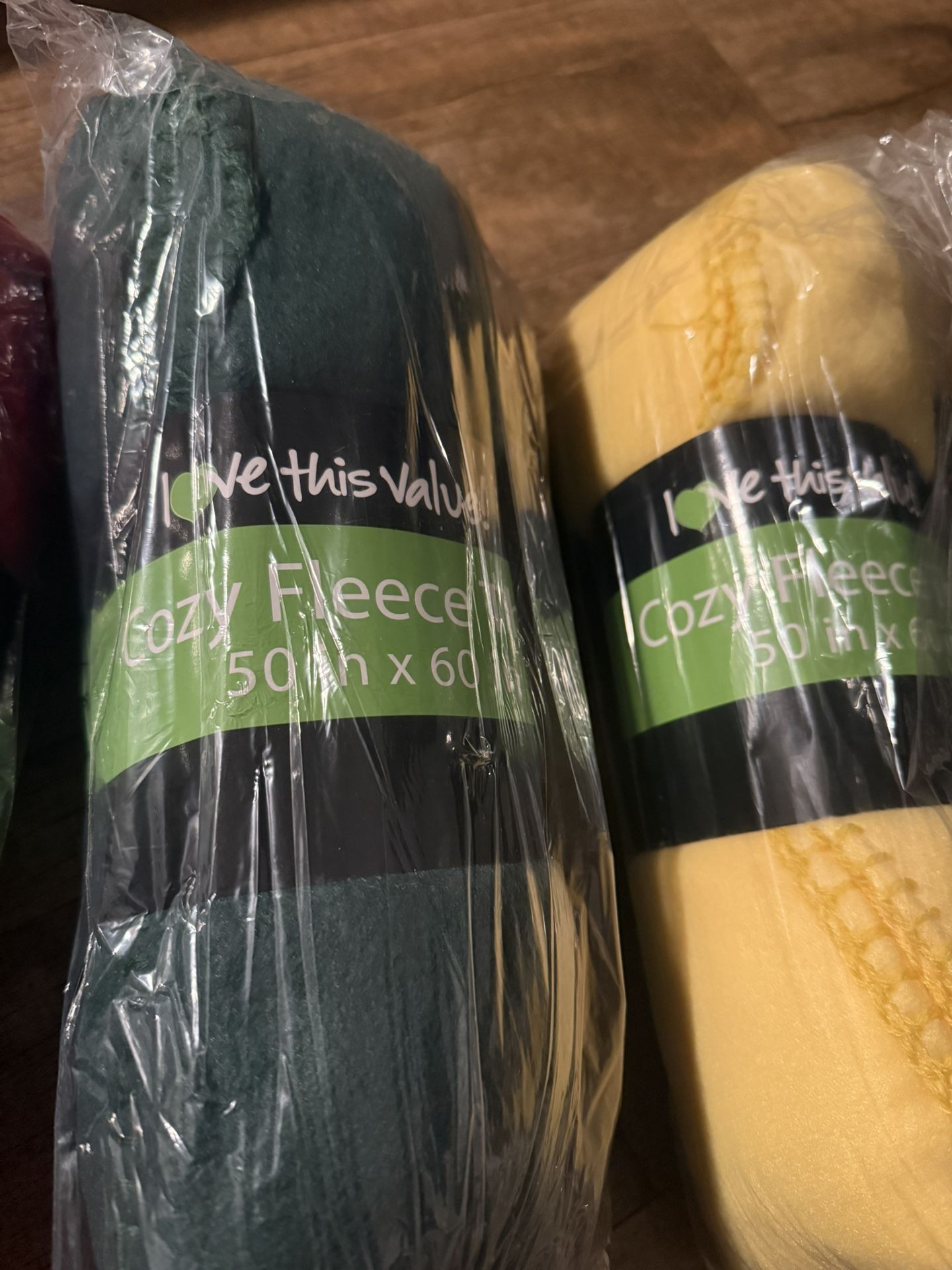 Totally New Cozy Fleece Throw Blanket