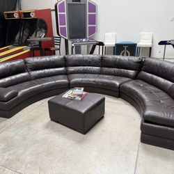 Round Couch Large W Ottoman