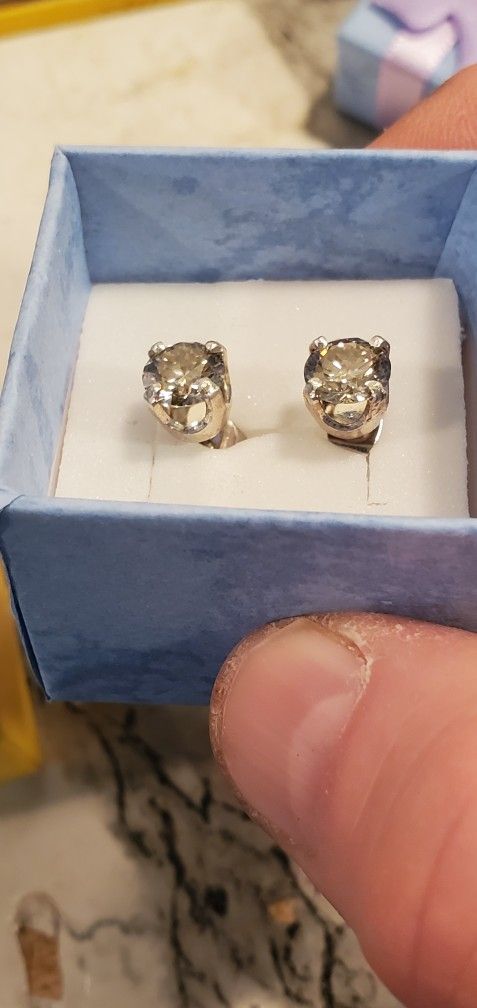Diamonds Studs 2carat Tw