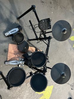 Alesis Nitro Mesh Drum Kit
