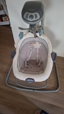 Graco Soothe Baby Swing
