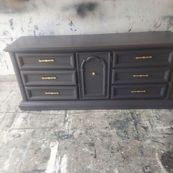 DRESSER- CHARCOAL GRAY