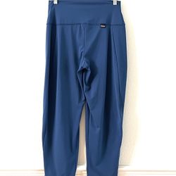 NWOT Patagonia Crop Pants Leggings M