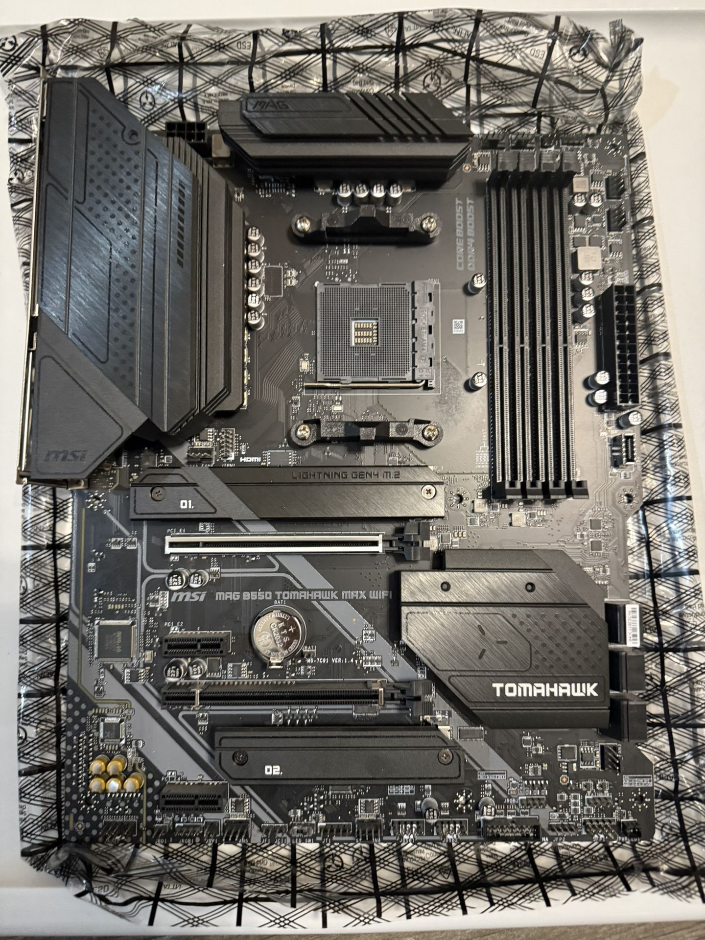 MSI MAG B550 Tomahawk MAX WiFi