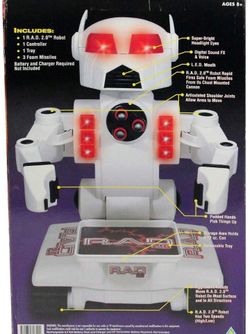 Vintage Toy Robot 1999 Retro Working R.A.D. 2.0 Radio Controlled Robot with  Remote & Charger